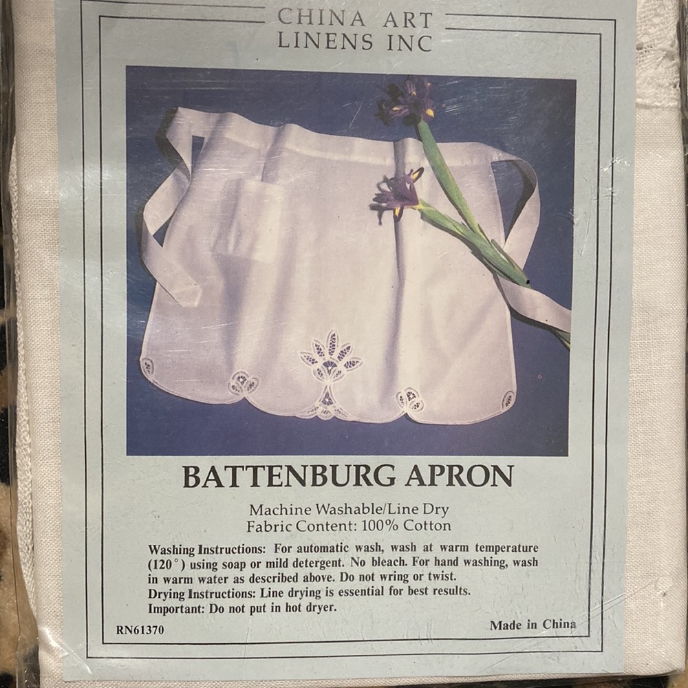 Vintage Battenberg Apron 28 x 22, 100% Cotton (New Old Stock) Original Packing